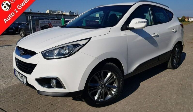 Hyundai Ix35 | 4X4 (Doł. Automatycznie) | Manualna | 136 Km | Biały