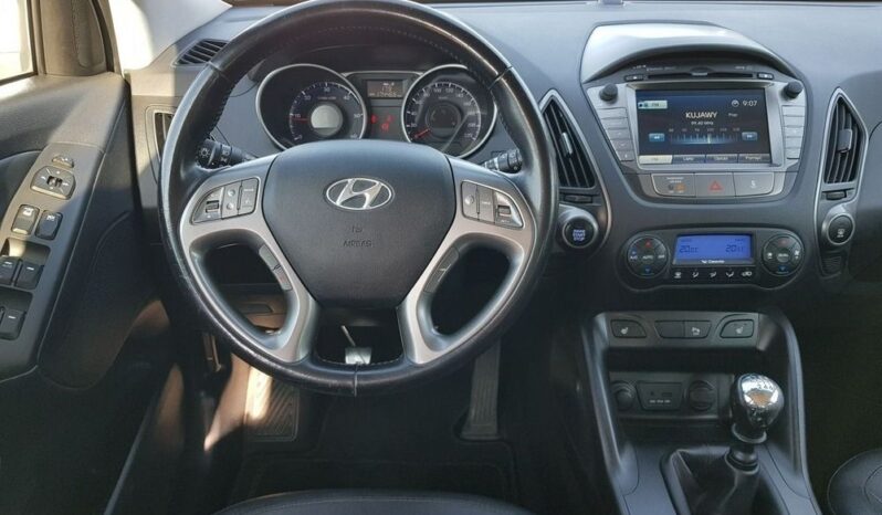 Hyundai ix35 | 4×4 (doł. automatycznie) | Manualna | 136 KM | Biały full