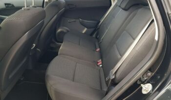 Hyundai i30 | FWD (przód) | Manualna | 109 KM | Czarny full