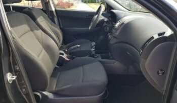 Hyundai i30 | FWD (przód) | Manualna | 109 KM | Czarny full