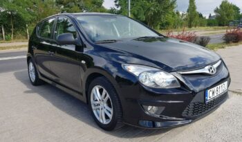 Hyundai i30 | FWD (przód) | Manualna | 109 KM | Czarny full