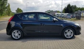 Hyundai i30 | FWD (przód) | Manualna | 109 KM | Czarny full