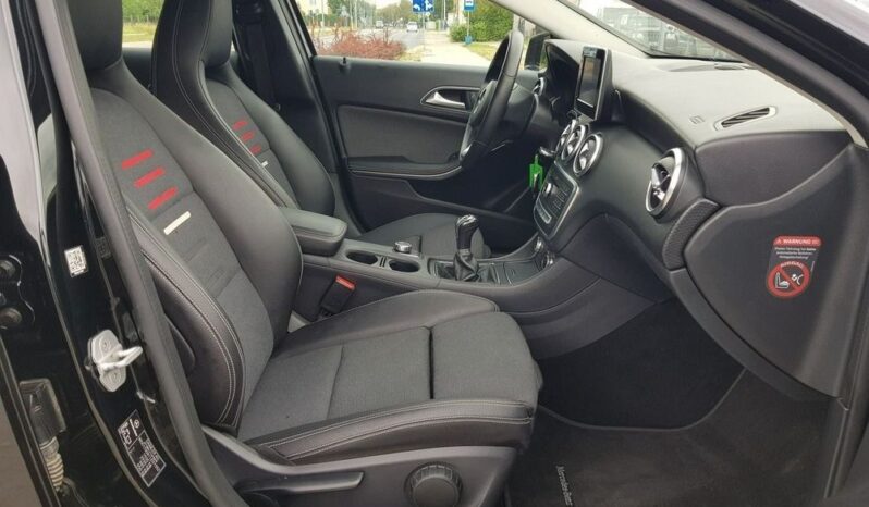 Mercedes-Benz Klasa A | FWD (przód) | Manualna | 102 KM | Czarny full