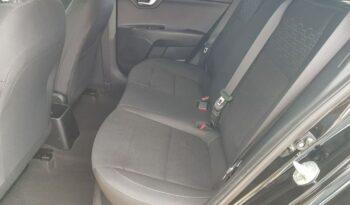 Kia Rio | FWD (przód) | Manualna | 84 KM | Czarny full