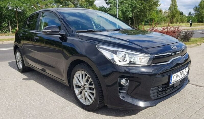 Kia Rio | FWD (przód) | Manualna | 84 KM | Czarny full
