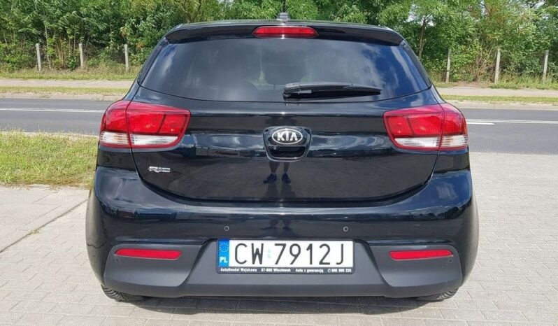 Kia Rio | FWD (przód) | Manualna | 84 KM | Czarny full