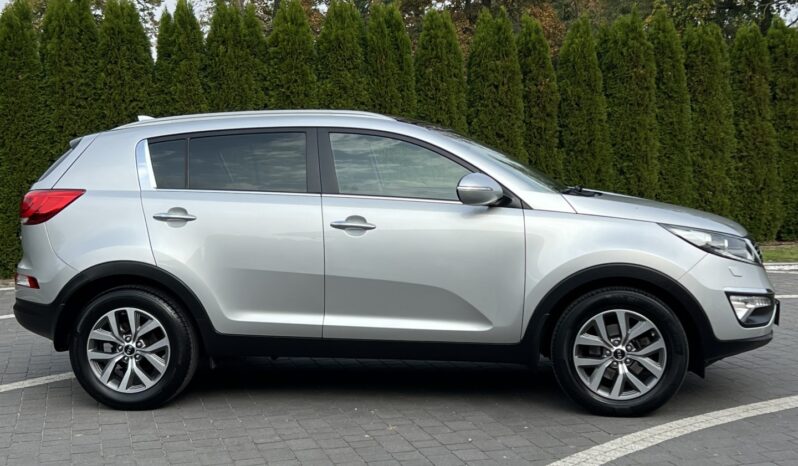 Kia   Sportage    116 KM    Manualna    FWD (przód)    Szary full