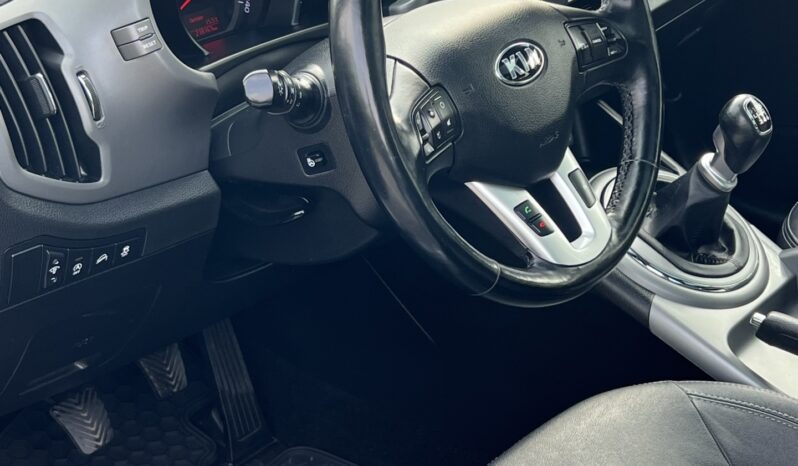 Kia   Sportage    116 KM    Manualna    FWD (przód)    Szary full
