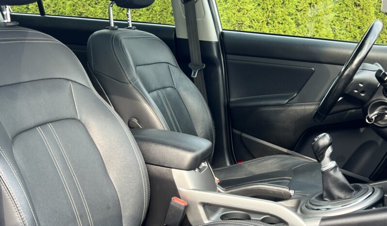 Kia   Sportage    116 KM    Manualna    FWD (przód)    Szary full