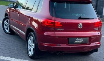 Volkswagen   Tiguan    140 KM    Automatyczna    4×4 (stały)    Bordowy full