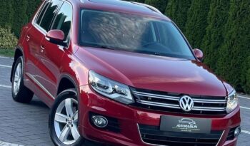 Volkswagen   Tiguan    140 KM    Automatyczna    4×4 (stały)    Bordowy full