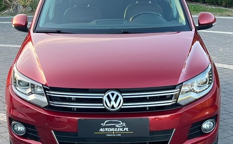 Volkswagen   Tiguan    140 KM    Automatyczna    4×4 (stały)    Bordowy full