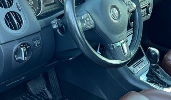 Volkswagen   Tiguan    140 KM    Automatyczna    4×4 (stały)    Bordowy full