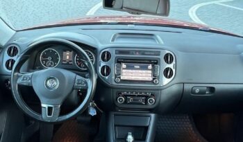 Volkswagen   Tiguan    140 KM    Automatyczna    4×4 (stały)    Bordowy full