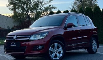 Volkswagen   Tiguan    140 KM    Automatyczna    4×4 (stały)    Bordowy full