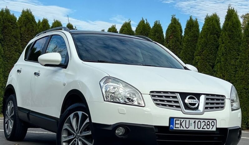 Nissan   Qashqai    141 Km    Manualna    Fwd (Przód)    Biały
