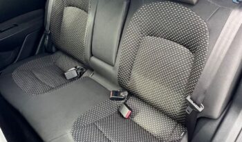 Nissan   Qashqai    141 KM    Manualna    FWD (przód)    Biały full