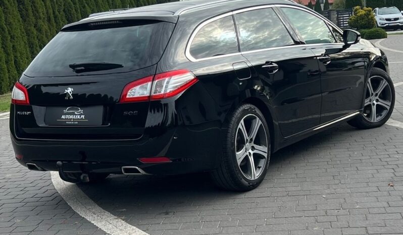 Peugeot   508    180 KM    Automatyczna    FWD (przód)    Czarny full