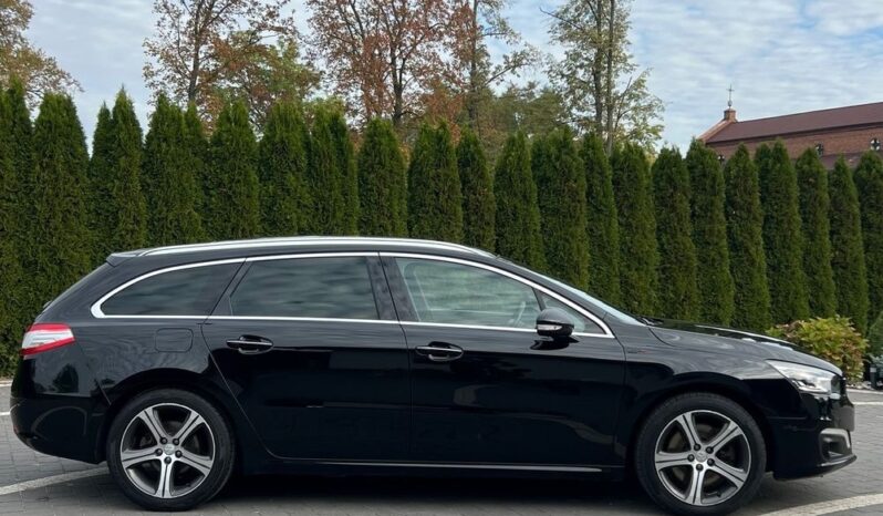 Peugeot   508    180 KM    Automatyczna    FWD (przód)    Czarny full