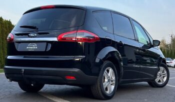 Ford   S-Max    140 KM    Manualna    FWD (przód)    Czarny full