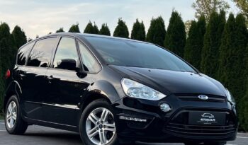Ford   S-Max    140 KM    Manualna    FWD (przód)    Czarny full