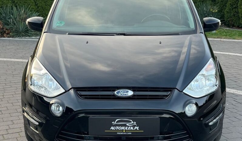 Ford   S-Max    140 KM    Manualna    FWD (przód)    Czarny full