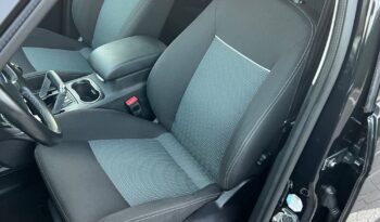 Ford   S-Max    140 KM    Manualna    FWD (przód)    Czarny full