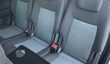 Ford   S-Max    140 KM    Manualna    FWD (przód)    Czarny full