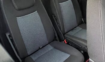 Ford   S-Max    140 KM    Manualna    FWD (przód)    Czarny full
