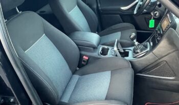 Ford   S-Max    140 KM    Manualna    FWD (przód)    Czarny full