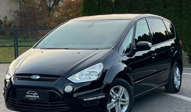 Ford   S-Max    140 KM    Manualna    FWD (przód)    Czarny full