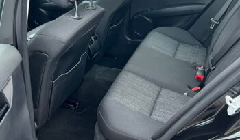 Mercedes-Benz   Klasa C    136 KM    Manualna    RWD (tył)    Czarny full
