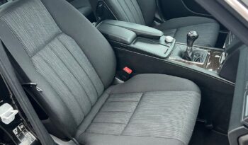 Mercedes-Benz   Klasa C    136 KM    Manualna    RWD (tył)    Czarny full