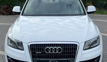 Audi   Q5    170 KM    Manualna    4×4 (stały)    Biały full