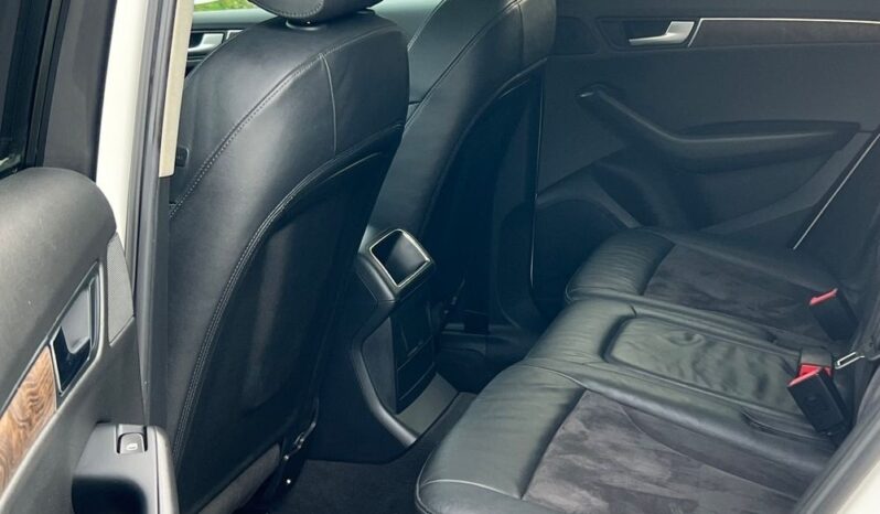 Audi   Q5    170 KM    Manualna    4×4 (stały)    Biały full