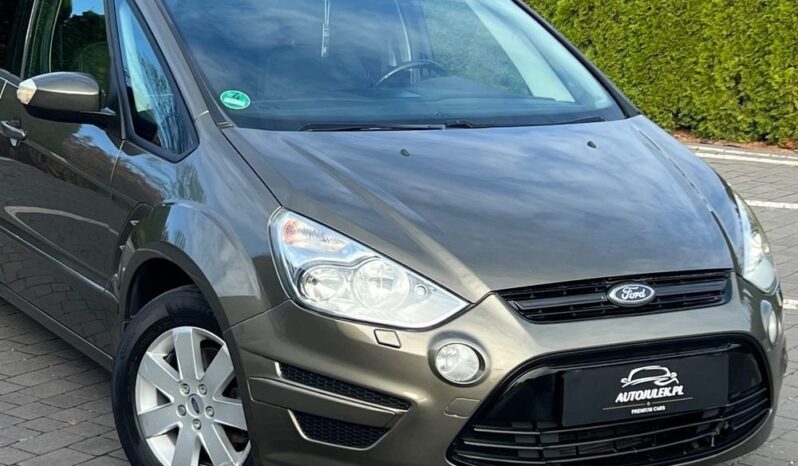 Ford   S-Max    145 KM    Manualna    FWD (przód)    Inny kolor full