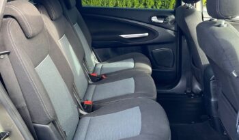 Ford   S-Max    145 KM    Manualna    FWD (przód)    Inny kolor full