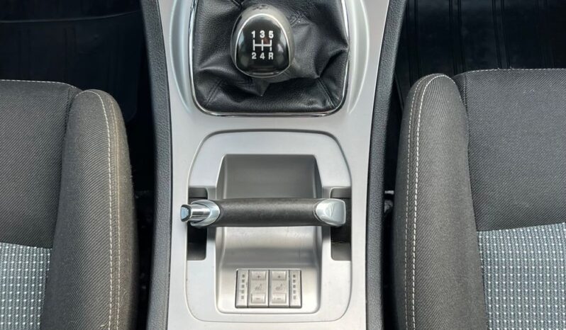 Ford   S-Max    145 KM    Manualna    FWD (przód)    Inny kolor full