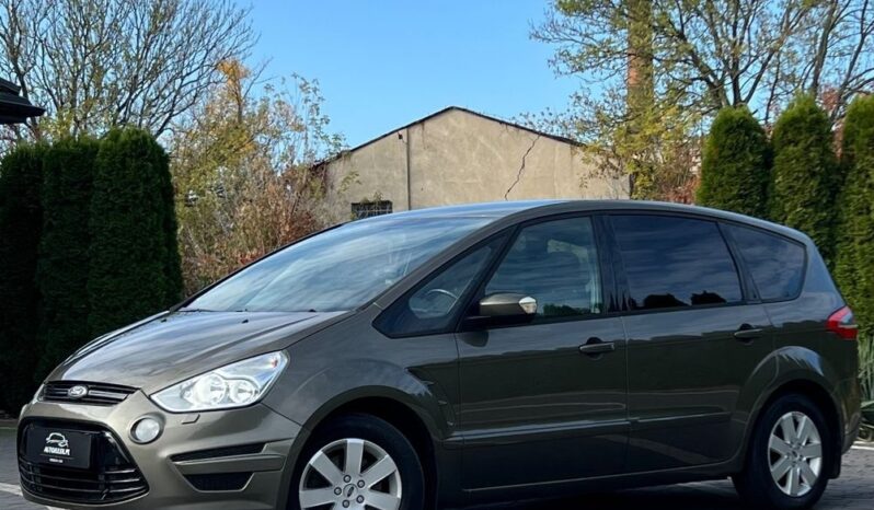 Ford   S-Max    145 KM    Manualna    FWD (przód)    Inny kolor full