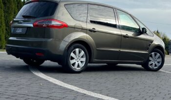 Ford   S-Max    145 KM    Manualna    FWD (przód)    Inny kolor full