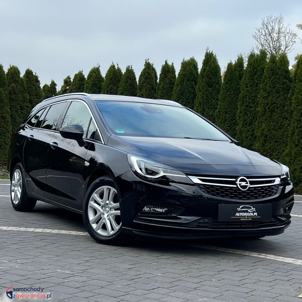 Opel   Astra    160 Km    Manualna    Fwd (Przód)    Czarny