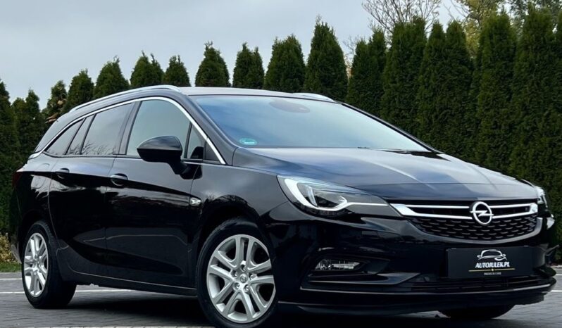 Opel   Astra    160 KM    Manualna    FWD (przód)    Czarny full