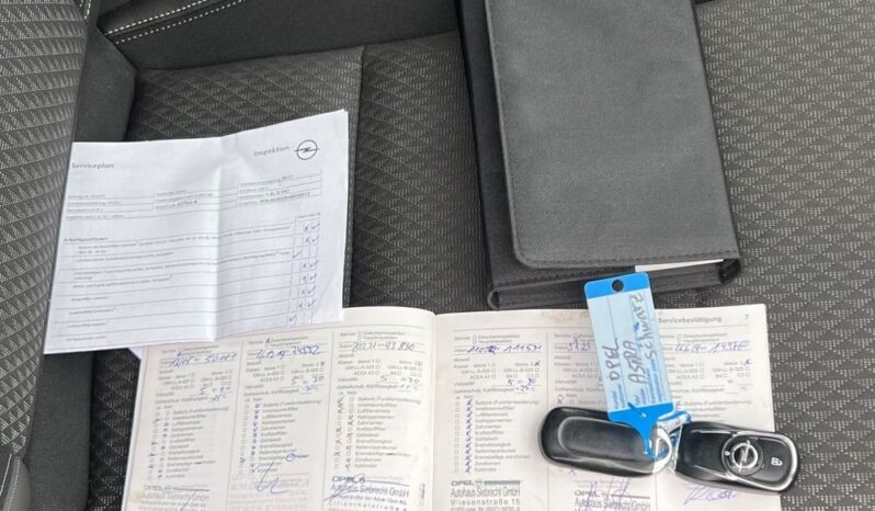 Opel   Astra    160 KM    Manualna    FWD (przód)    Czarny full