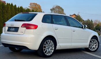Audi   A3 Sportback    105 KM    Manualna    FWD (przód)    Biały full