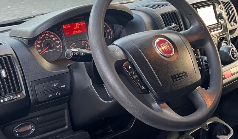 Fiat   Ducato    131 KM    Manualna    FWD (przód)    Pomarańczowy full