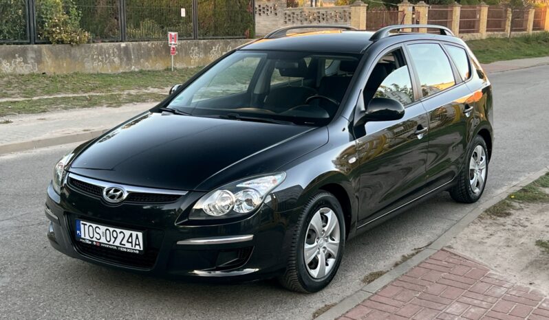 Hyundai i30 | FWD (przód) | Manualna | 109 KM | Czarny full