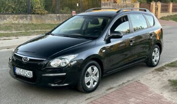 Hyundai i30 | FWD (przód) | Manualna | 109 KM | Czarny full