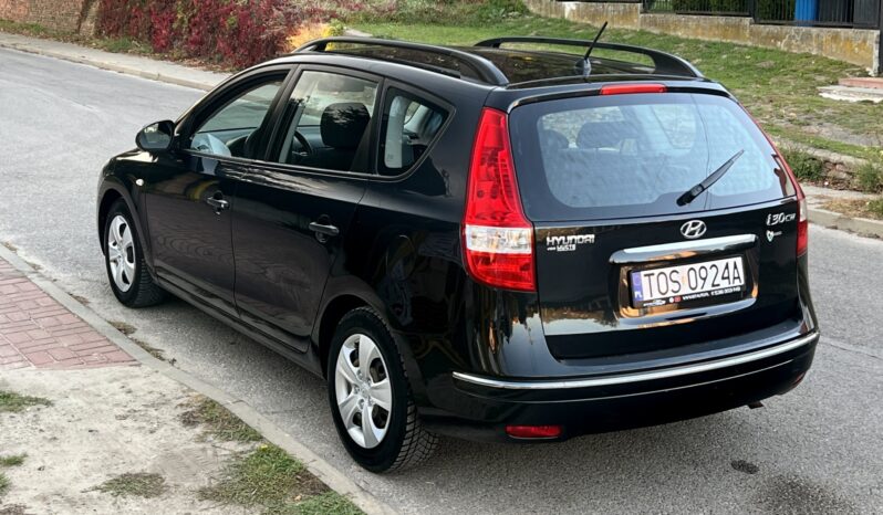Hyundai i30 | FWD (przód) | Manualna | 109 KM | Czarny full