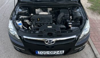 Hyundai i30 | FWD (przód) | Manualna | 109 KM | Czarny full