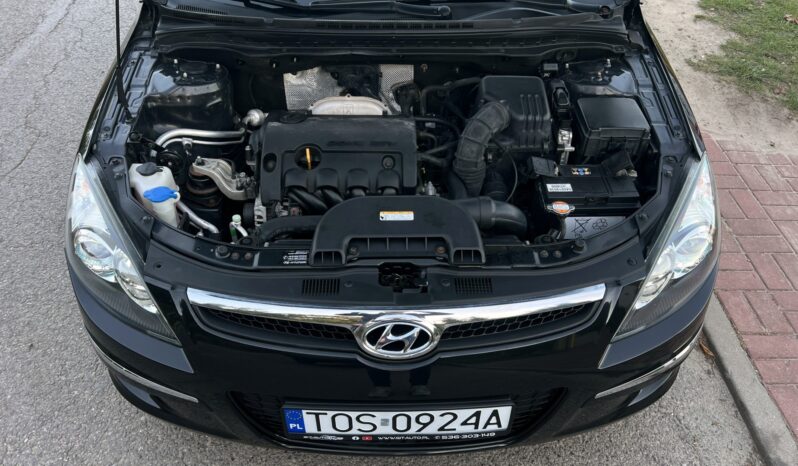 Hyundai i30 | FWD (przód) | Manualna | 109 KM | Czarny full